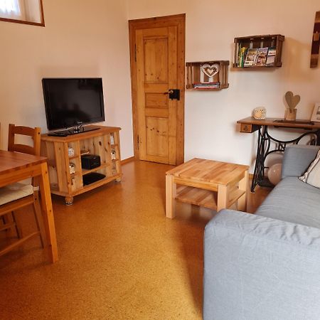 Fewo Pfalzwohnung Ellerstadt Luaran gambar